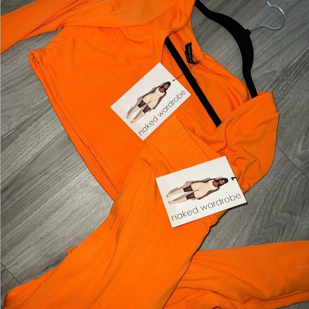 Naked Wardrobe Bright Orange Set